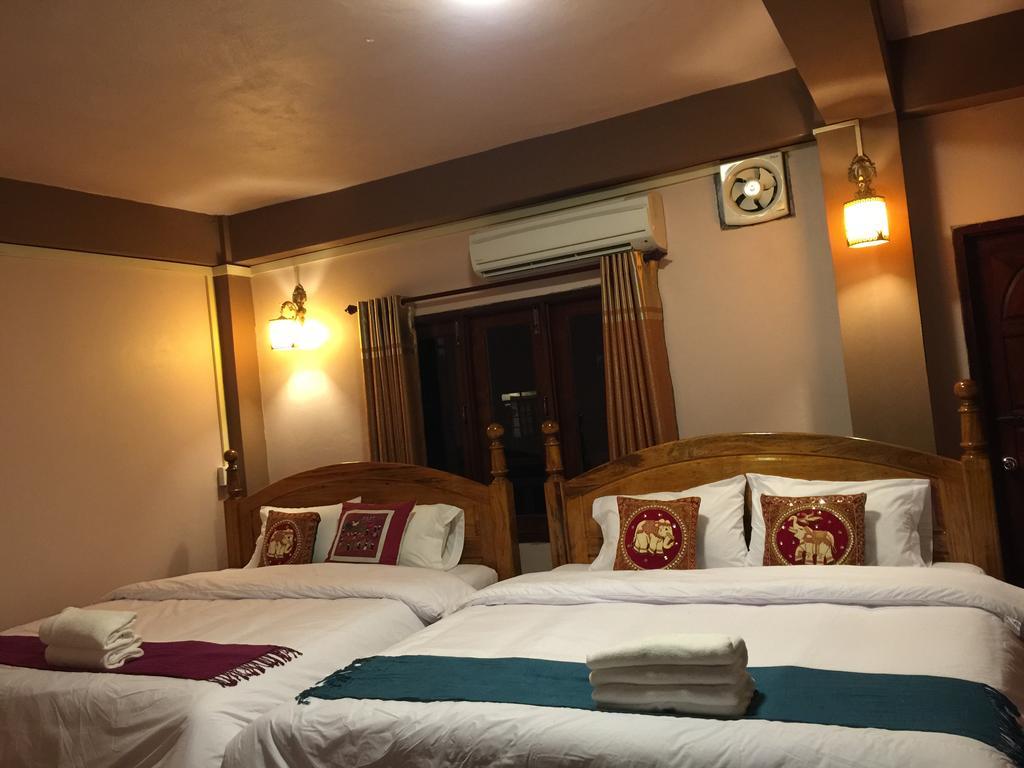 Happy River View Hotel 万荣 外观 照片