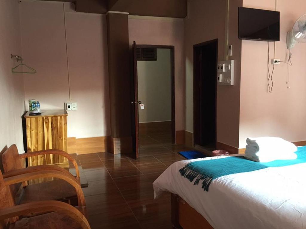 Happy River View Hotel 万荣 外观 照片