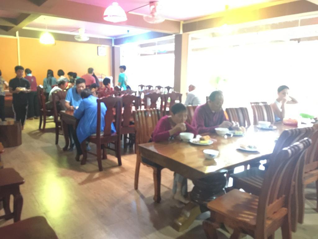 Happy River View Hotel 万荣 外观 照片